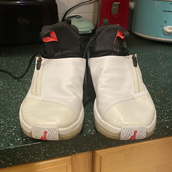 Jordan 88 Racer - Picture 4 of 4